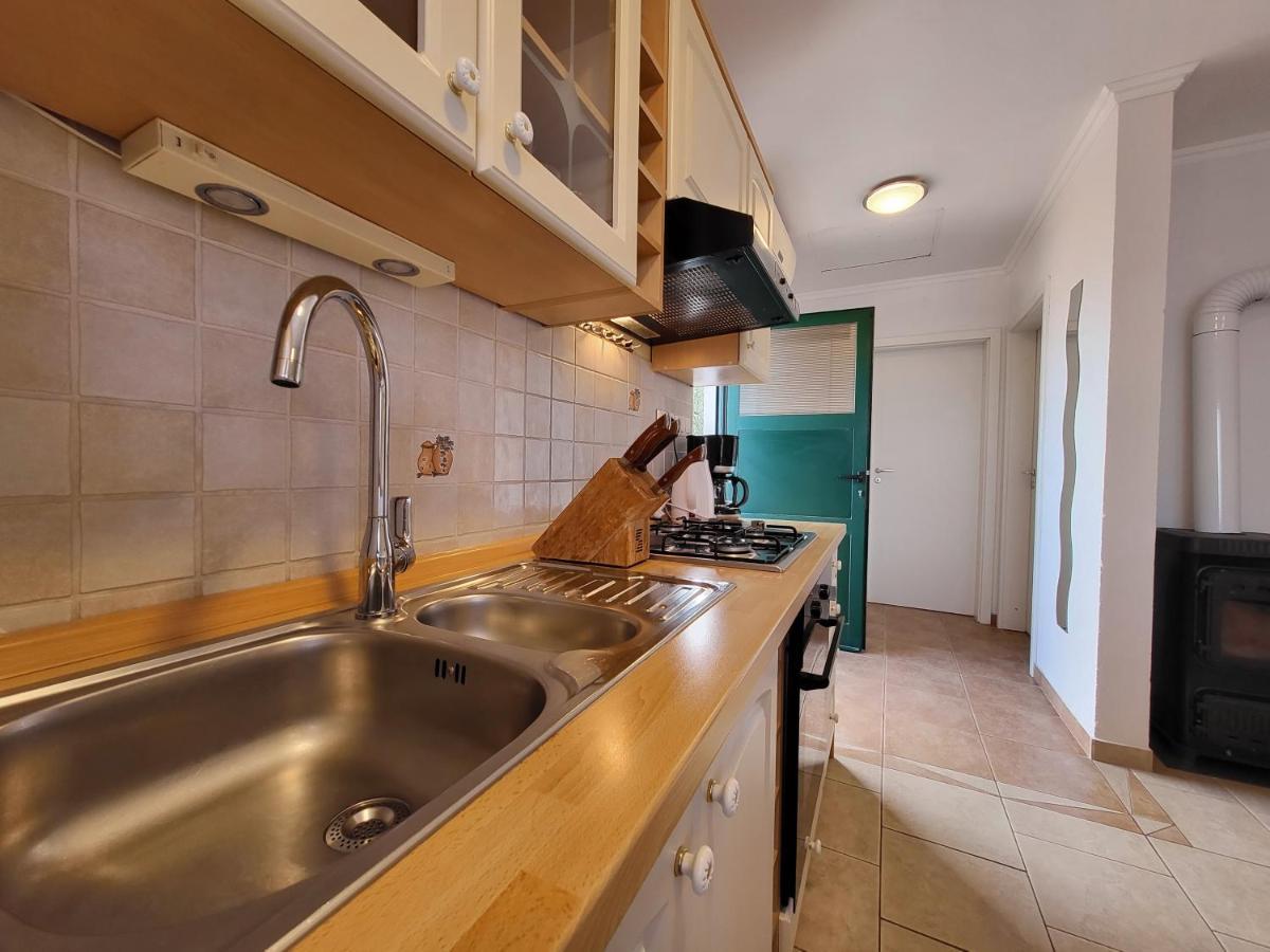 Holiday Home Duje Малі Із Екстер'єр фото